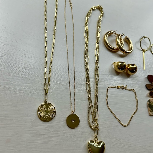 Jewelry bundle - Picture 2 of 8